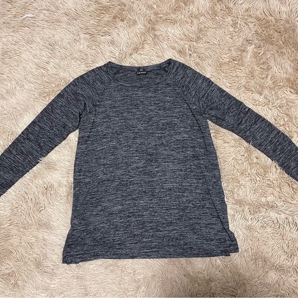 Club Monaco Long sleeve grey shirt - Picture 3 of 8